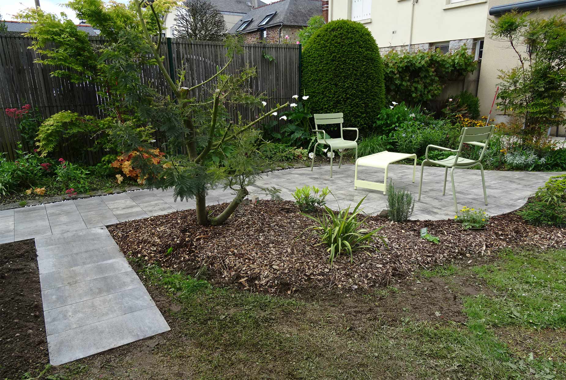 Création d'un jardin complet, allées, massifs et aménagement extérieur (Garden Park Rennes)